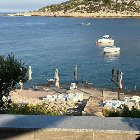 Direkt Am Meer-Apartments Puntaplanka Rogoznica  Esterno foto