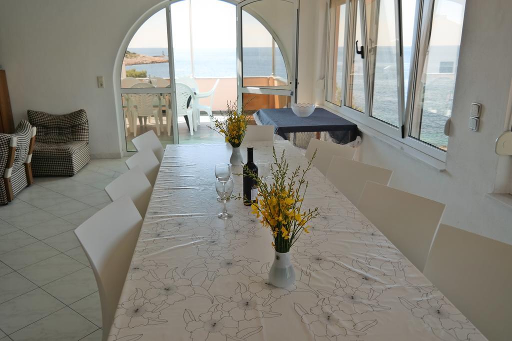 Direkt Am Meer-Apartments Puntaplanka Rogoznica  Esterno foto