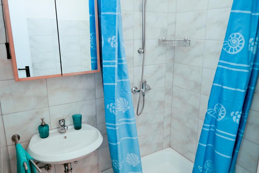 Direkt Am Meer-Apartments Puntaplanka Rogoznica  Esterno foto